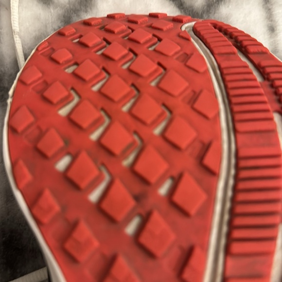 Pair of Women’s Nike Run Swift 2 Sneakers - Used but Very Little Tread Wear - Picture 7 of 10